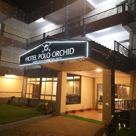 Polo Tura Hotel Bagian luar foto